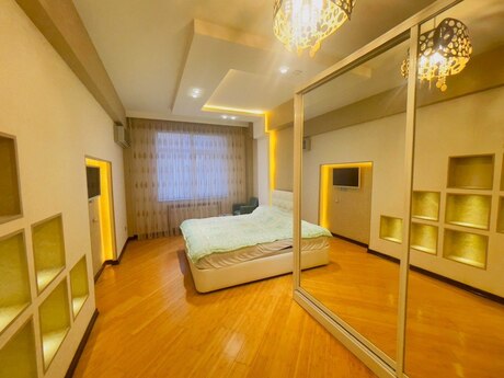 3 otaqlı mənzil, 125 m², Şah İsmayıl Xətai: 366 000 ₼ 5