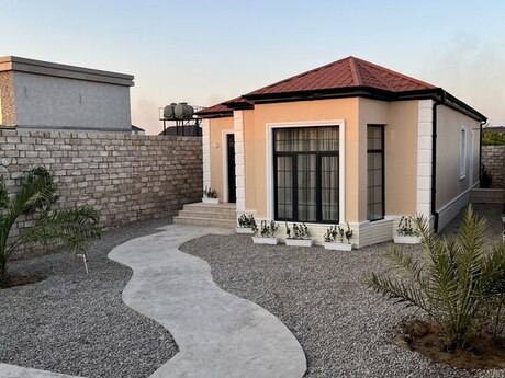 3 otaqlı həyət evi/bağ evi - Şağan q. - 110 m²