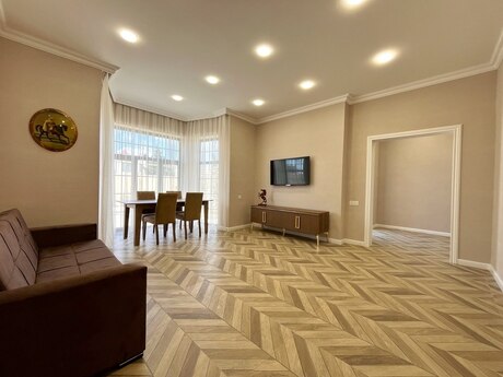 3 otaqlı həyət evi/bağ evi - Şağan q. - 110 m²