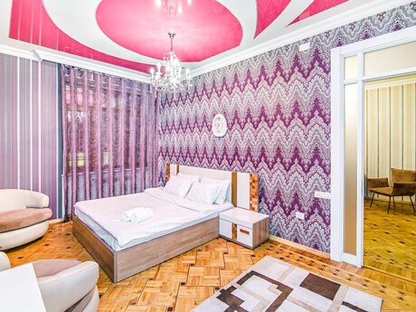 4-комн. новостройка - м. Сахил - 170 м²