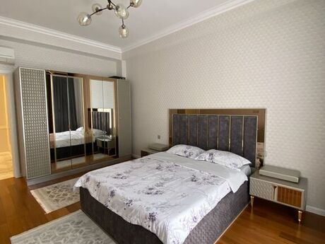 Объявление №5348978 - Баку, пос. Аг шехер, 3-комн., 137 м², 5/7 этаж