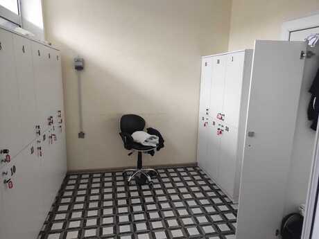 Объект - м. 8 ноября - 240 м²