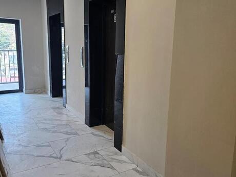 5 otaqlı yeni tikili - Bayıl q. - 303 m²