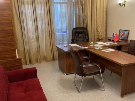 8 otaqlı ofis - Nəsimi r. - 330 m²