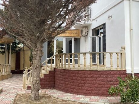 6 otaqlı həyət evi/bağ evi - Hövsan q. - 280 m²