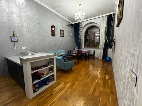 3 otaqlı yeni tikili - İnşaatçılar m. - 75 m²