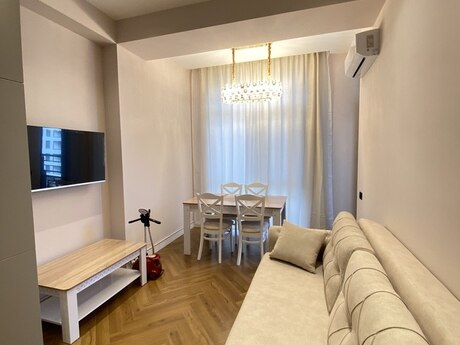 Elan №5354213 - Bakı, 8 Noyabr m., 2 otaqlı, 60 m², 7/8 mərtəbə