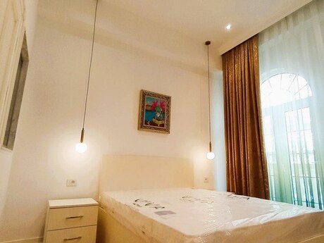 3-комнатная квартира, 120 м², 28 May: 380 000 ₼ 5