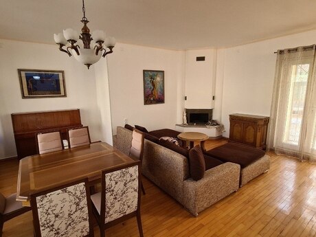 5-комн. дом/дача - м. Ичеришехер - 300 м²