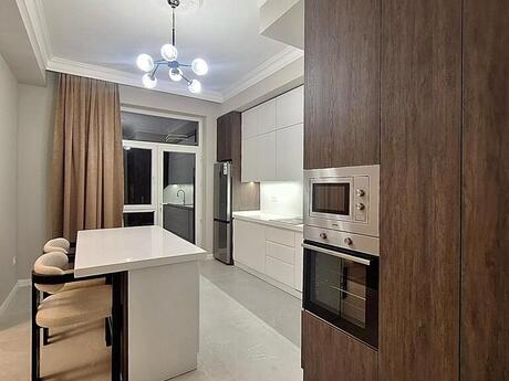 2 otaqlı yeni tikili - 28 May m. - 90 m²