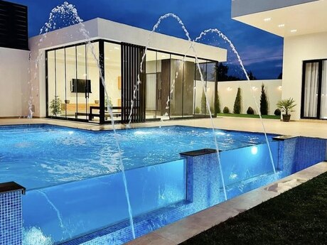 4 otaqlı həyət evi/bağ evi - Mərdəkan q. - 250 m²