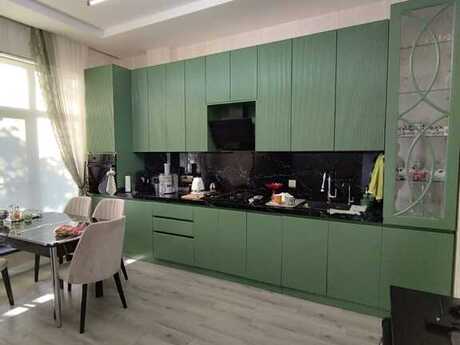 4 otaqlı həyət evi/bağ evi - Nəsimi m. - 280 m²