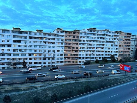 4 otaqlı köhnə tikili - Qara Qarayev m. - 95 m²