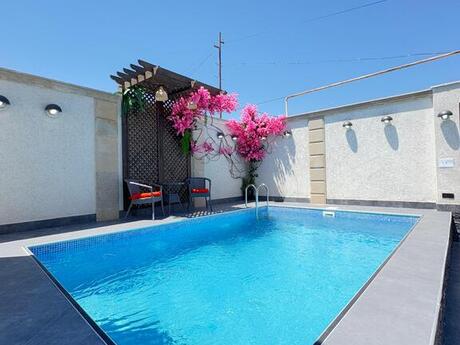 4 otaqlı həyət evi/bağ evi - Mərdəkan q. - 160 m²