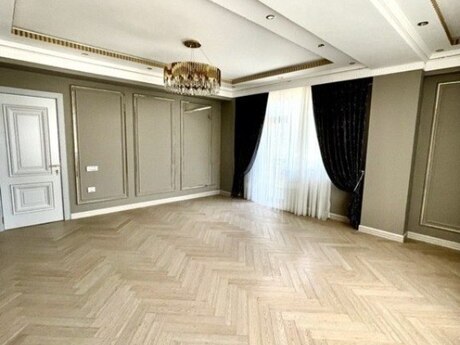 4 otaqlı yeni tikili - 28 May m. - 147 m²
