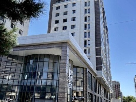 4 otaqlı yeni tikili - 28 May m. - 147 m²