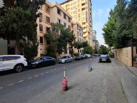 3 otaqlı köhnə tikili - 28 May m. - 90 m²