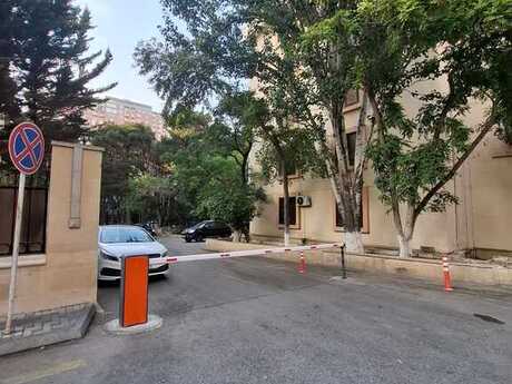 3 otaqlı köhnə tikili - 28 May m. - 90 m²