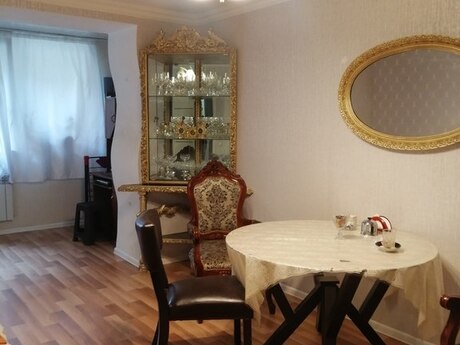 3 otaqlı köhnə tikili - 28 May m. - 90 m²