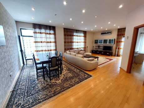 4 otaqlı yeni tikili - Gənclik m. - 200 m²