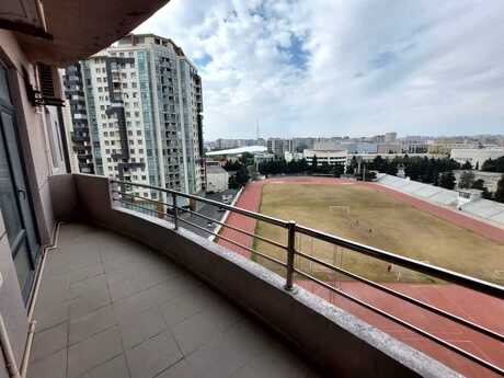 4 otaqlı yeni tikili - Gənclik m. - 200 m²