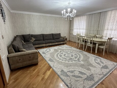 3 otaqlı köhnə tikili - İçəri Şəhər m. - 90 m²