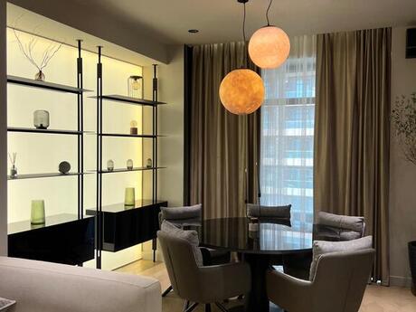 3 otaqlı yeni tikili - 8 Noyabr m. - 148 m²