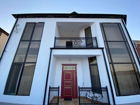 5 otaqlı həyət evi/bağ evi - Badamdar q. - 550 m²