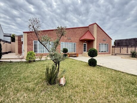 5 otaqlı həyət evi/bağ evi - Mərdəkan q. - 225 m²