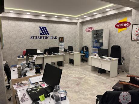 2 otaqlı ofis - Ağ şəhər q. - 95 m²