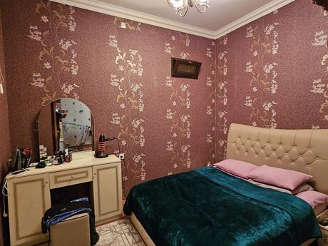 3 otaqlı köhnə tikili - İçəri Şəhər m. - 80 m²