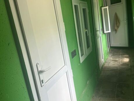 4 otaqlı həyət evi/bağ evi - Buzovna q. - 120 m²