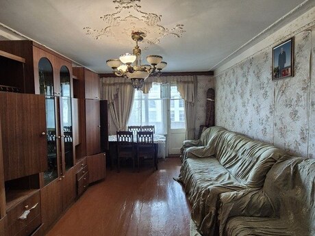 Объявление №5362421 - Баку, м. Элмляр Академиясы, 3-комн., 75 м², 4/5 этаж