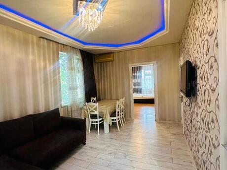 Elan №5362405 - Bakı, Memar Əcəmi m., 2 otaqlı, 60 m², 2/5 mərtəbə