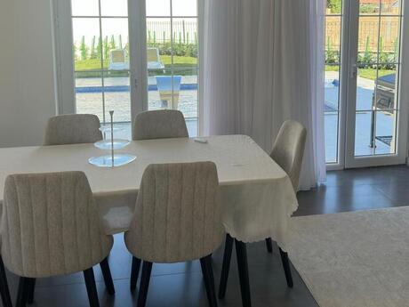 4 otaqlı həyət evi/bağ evi - Sea Breeze q. - 300 m²
