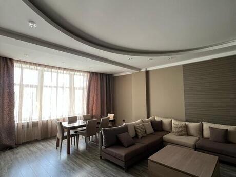 4-комн. новостройка - м. Низами - 220 м²
