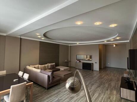 4-комн. новостройка - м. Низами - 220 м²