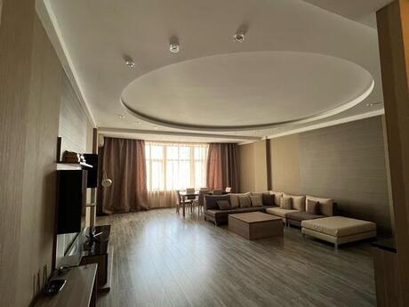 4-комн. новостройка - м. Низами - 220 м²