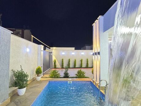 4 otaqlı həyət evi/bağ evi - Şüvəlan q. - 150 m²
