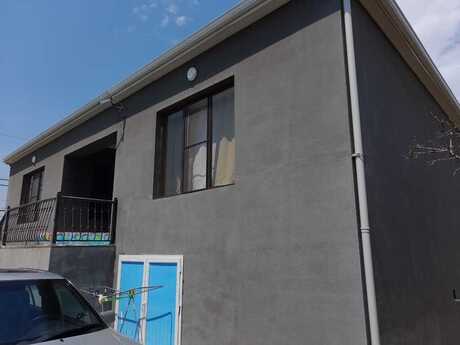 4 otaqlı həyət evi/bağ evi - Buzovna q. - 130 m²