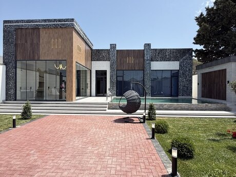 5 otaqlı həyət evi/bağ evi - Mərdəkan q. - 220 m²