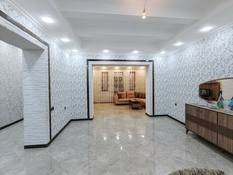 4 otaqlı həyət evi, 200 m², Bakıxanov: 400 000 ₼ 3