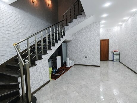 4 otaqlı həyət evi, 200 m², Bakıxanov: 400 000 ₼ 4