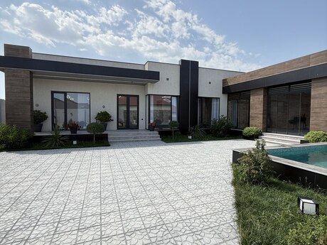 4 otaqlı həyət evi/bağ evi - Mərdəkan q. - 200 m²