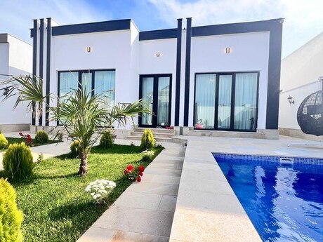 4-комн. дом/дача - пос. Мардакан - 130 м²