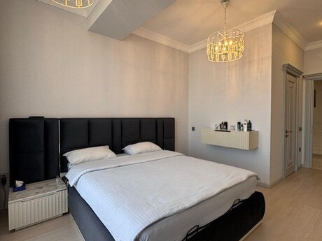 Elan №5365894 - Bakı, Nəriman Nərimanov m., 3 otaqlı, 125 m², 10/18 mərtəbə