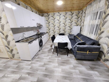 5 otaqlı həyət evi/bağ evi - Quba - 100 m²