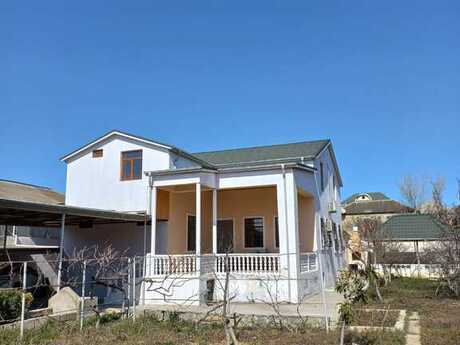 Satılır 5 otaqlı həyət evi/bağ evi 220 m², Masazır q.