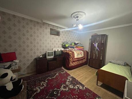 8 otaqlı həyət evi/bağ evi - Əhmədli m. - 216 m²