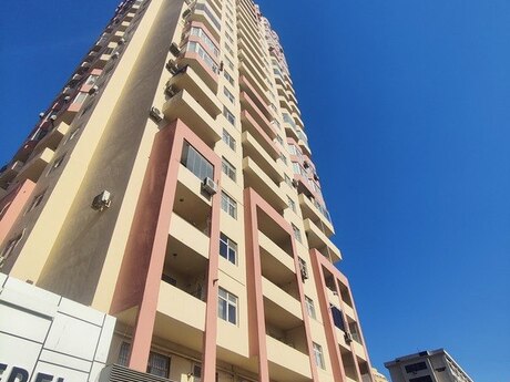 4 otaqlı yeni tikili - Elmlər Akademiyası m. - 150 m²